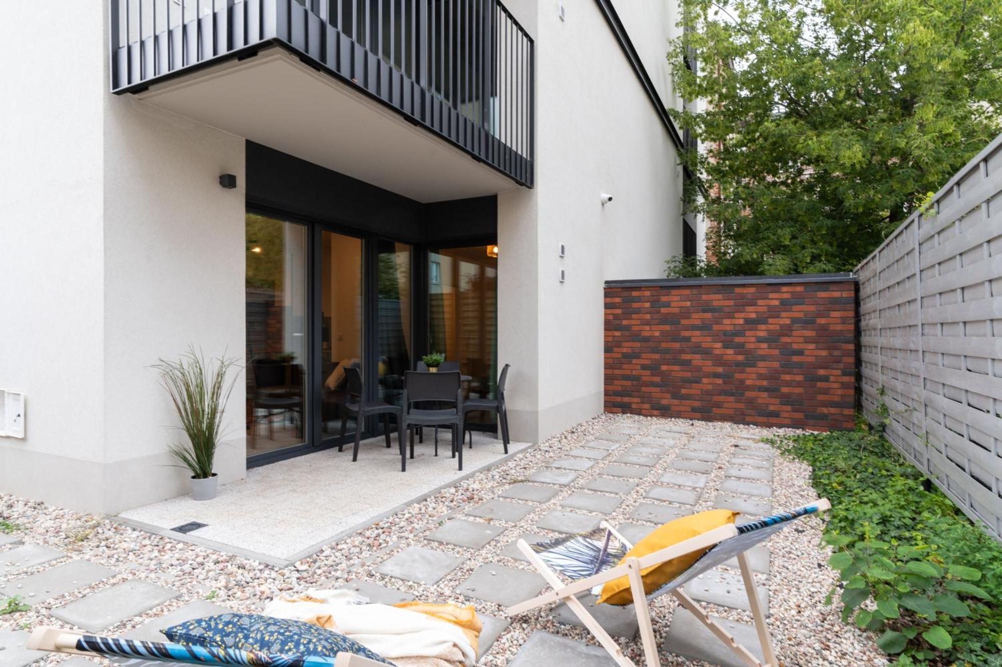 Lineburg Villa Apartments وارسو المظهر الخارجي الصورة