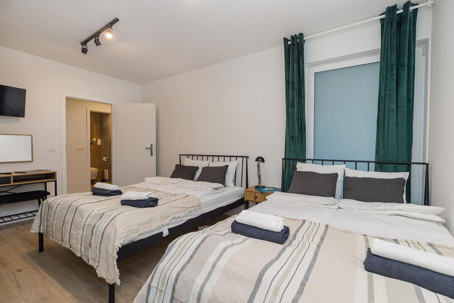 Lineburg Villa Apartments وارسو المظهر الخارجي الصورة