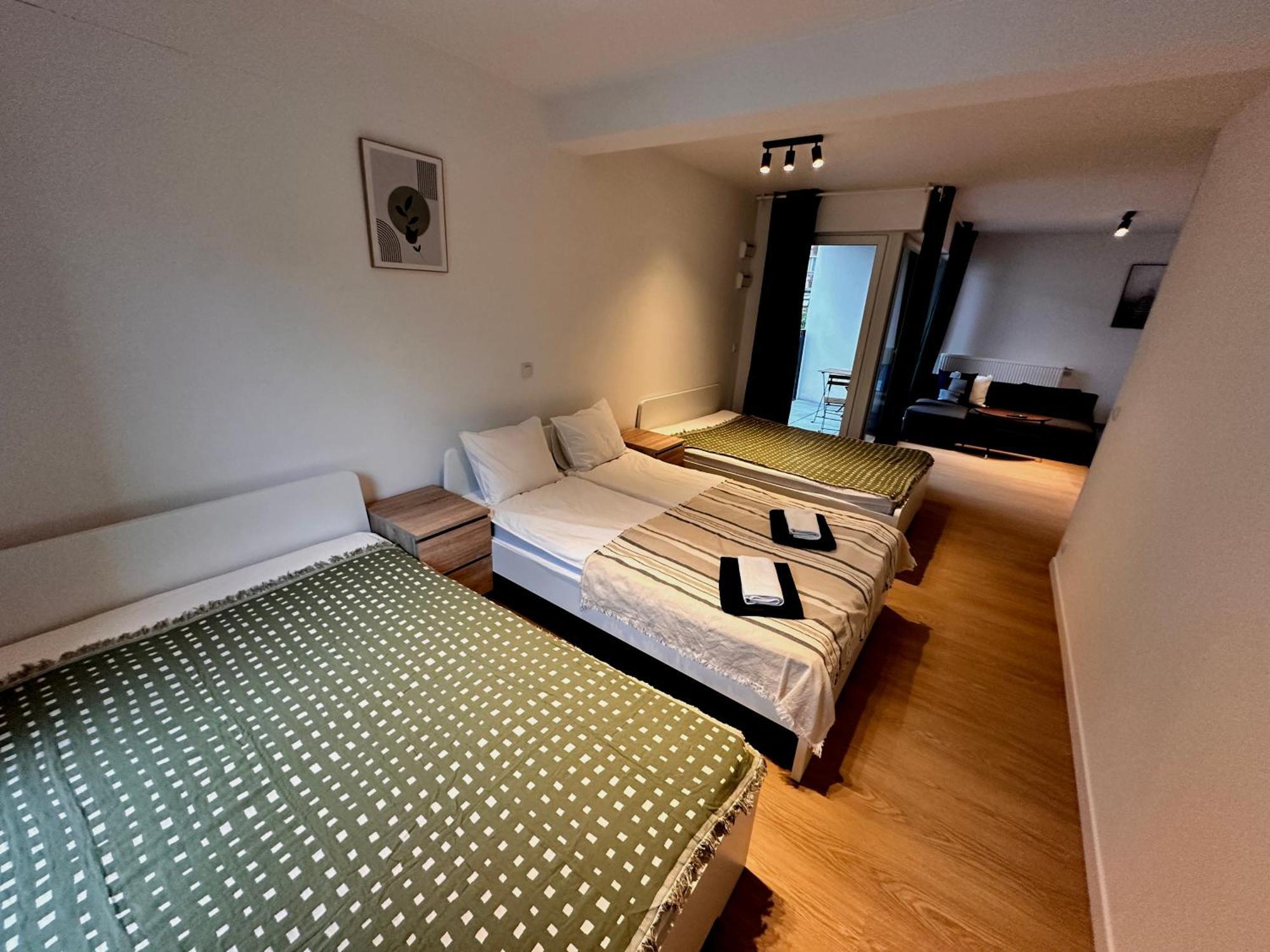 Lineburg Villa Apartments وارسو المظهر الخارجي الصورة